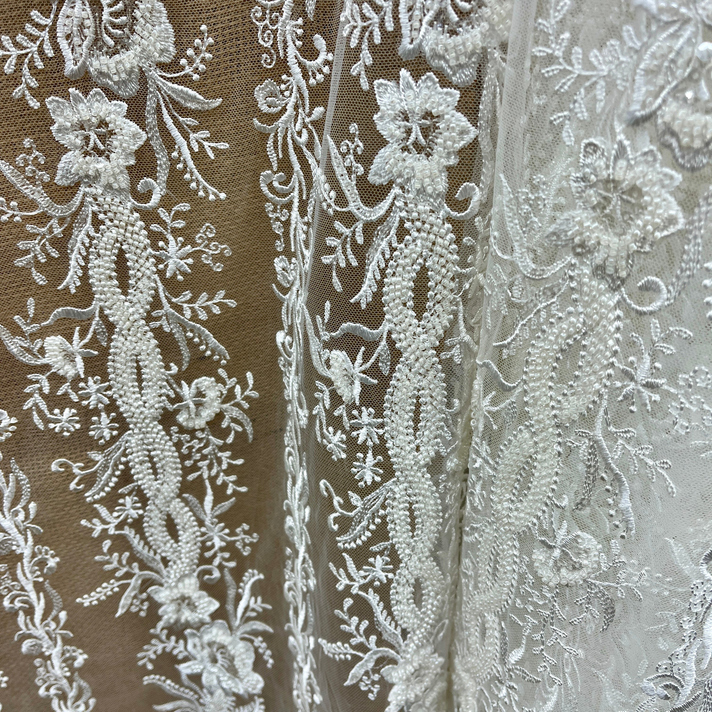 Beaded Lace Fabric Embroidered on 100% Polyester Net Mesh