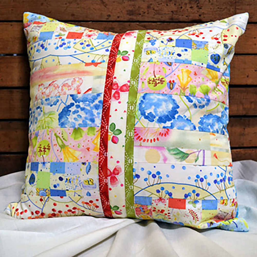 Cut Loose Press, Beginner Rotary Cutter Pillow Pattern