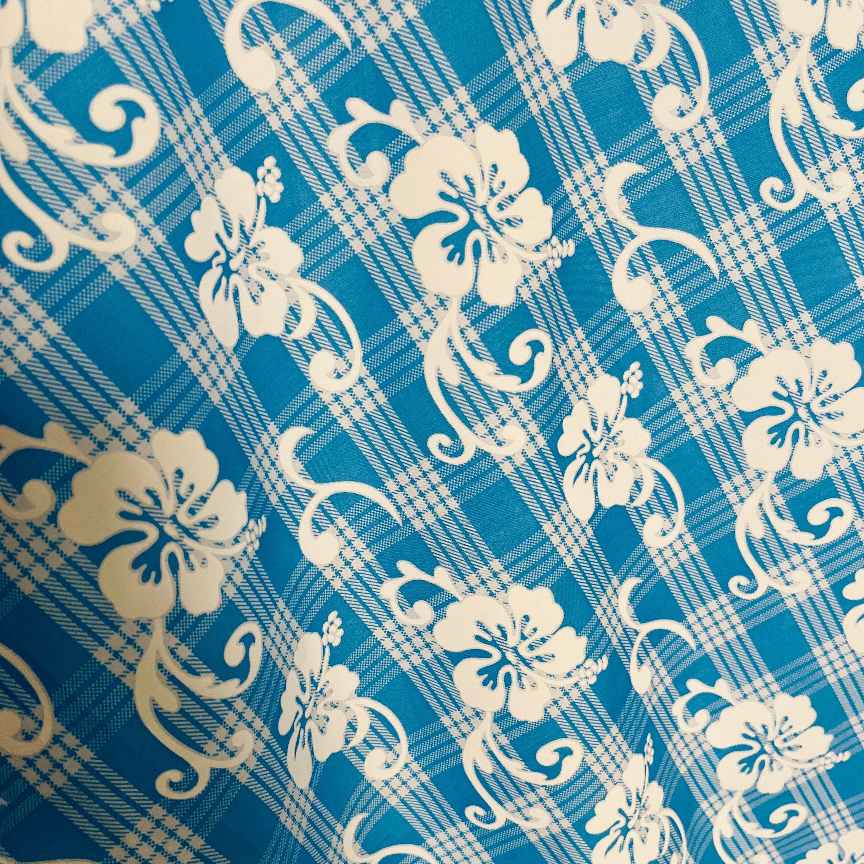 Hibiscus Palaka Cotton Fabric | Islands Fabric