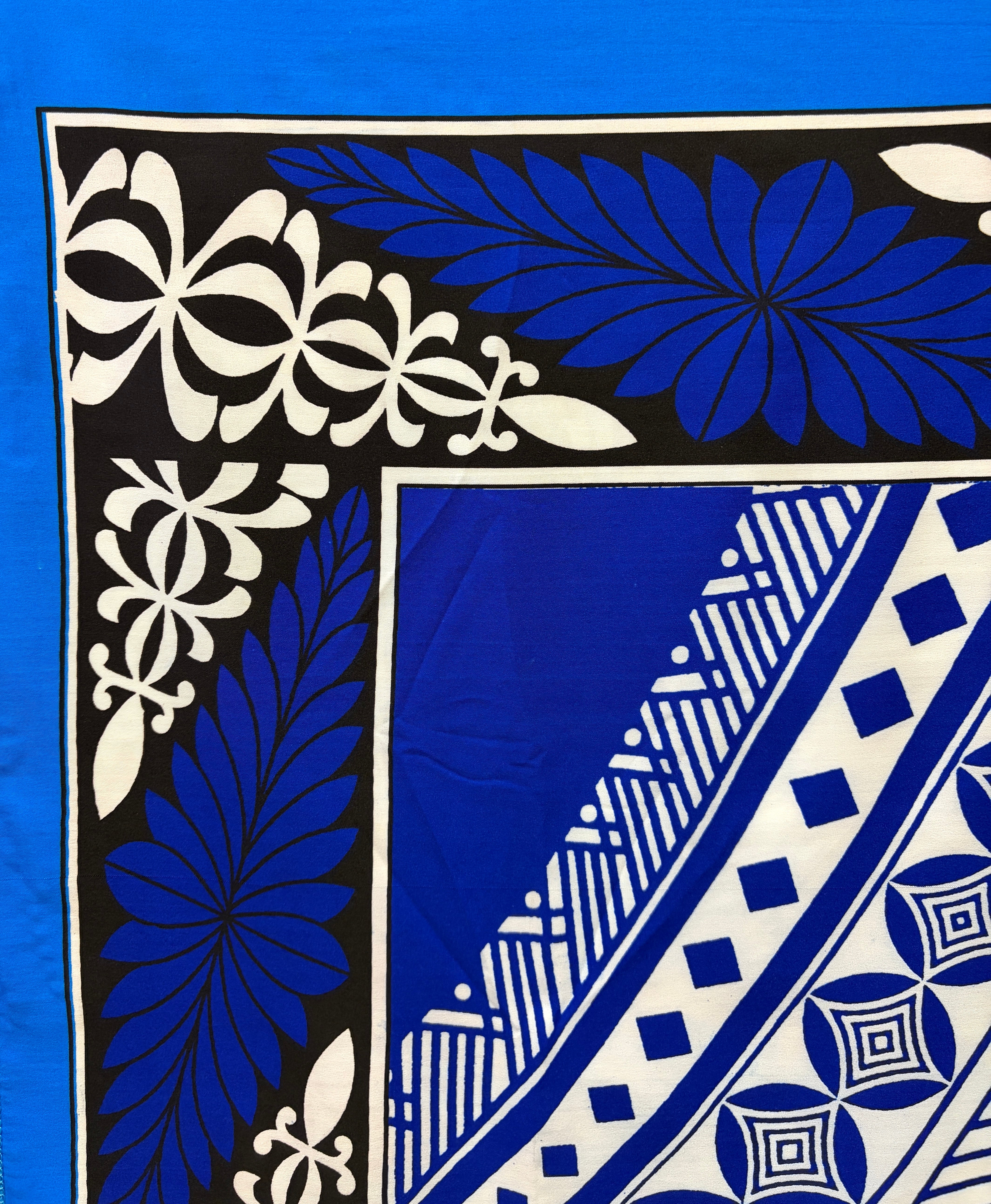 Kingdom of Tonga Crown Polyester Tupenu | Islands Fabric