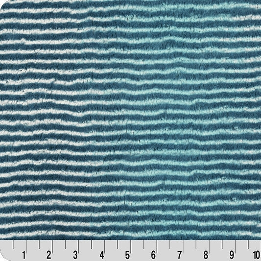 Bayou Luxe Cuddle Arctic Owl 58"/60" Fabric per yard