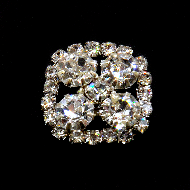 Belagio Enterprises - 3/4" Width Rhinestone Buttons (6pcs per Order) - BRB-113