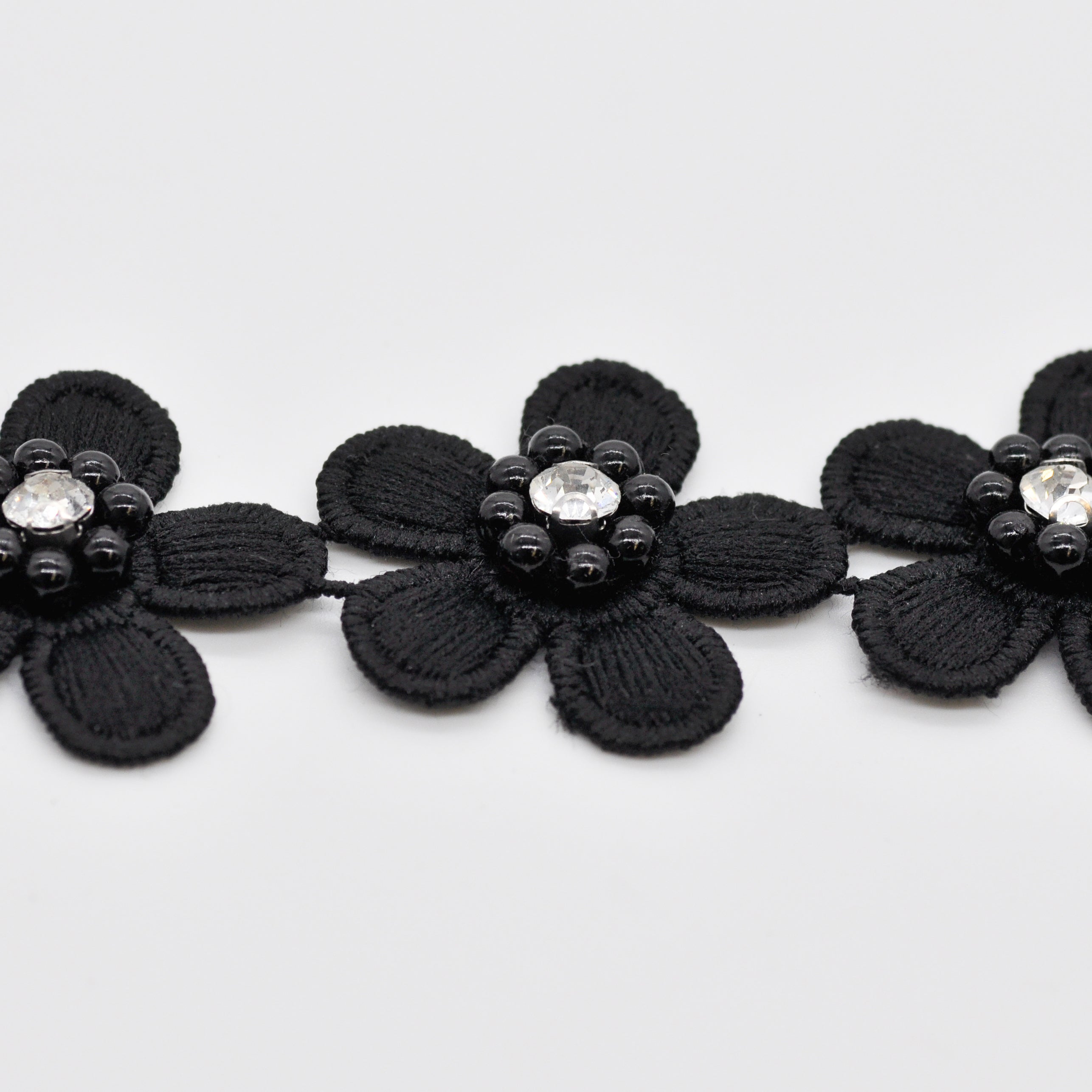 Flower Trim with Pearl Rhinestone - 1 1/2" Width (15 Yard Roll) - BFT-1200-02 Black