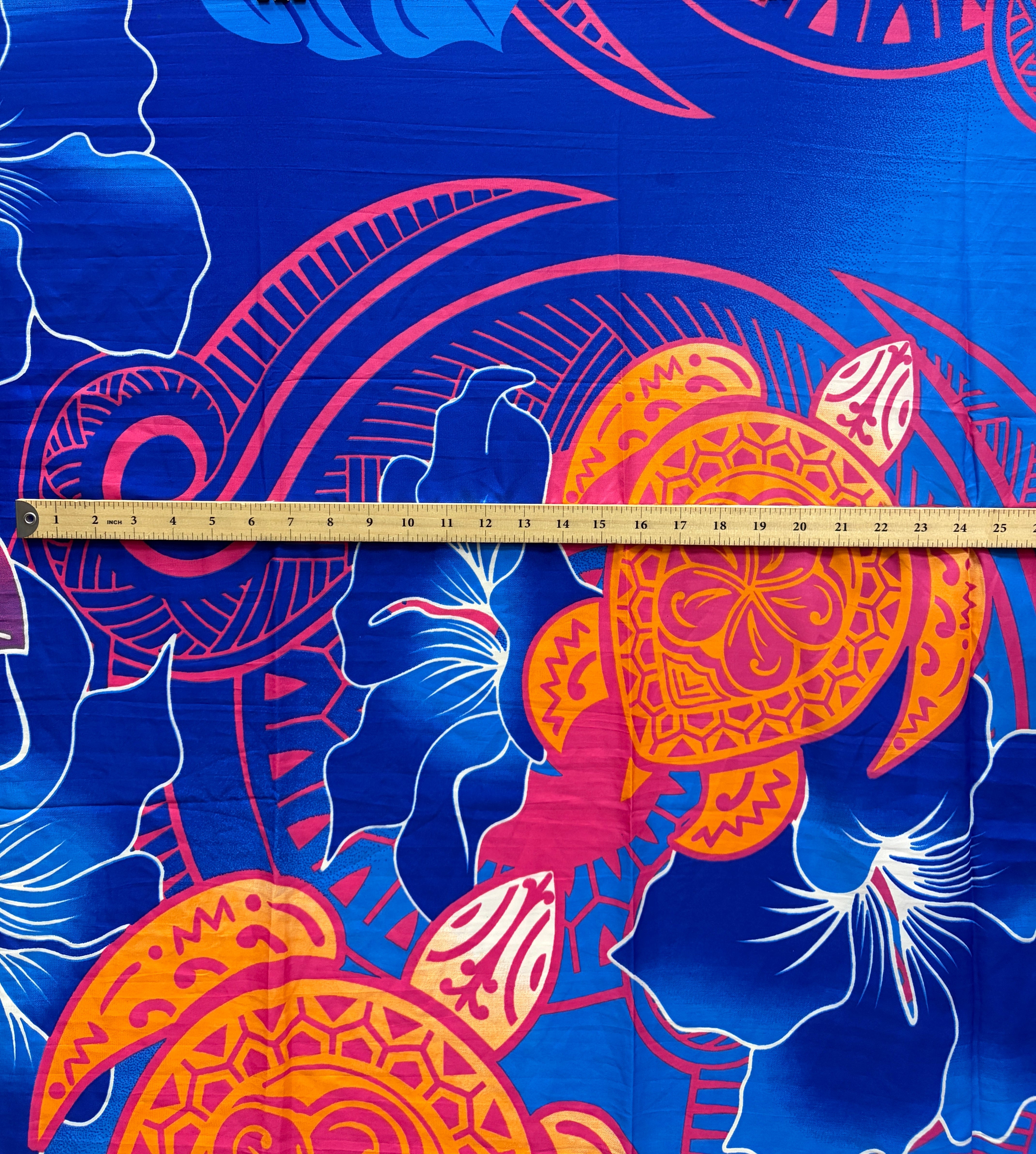 Hibiscus Tiare Turtle Sarong | Islands Fabric