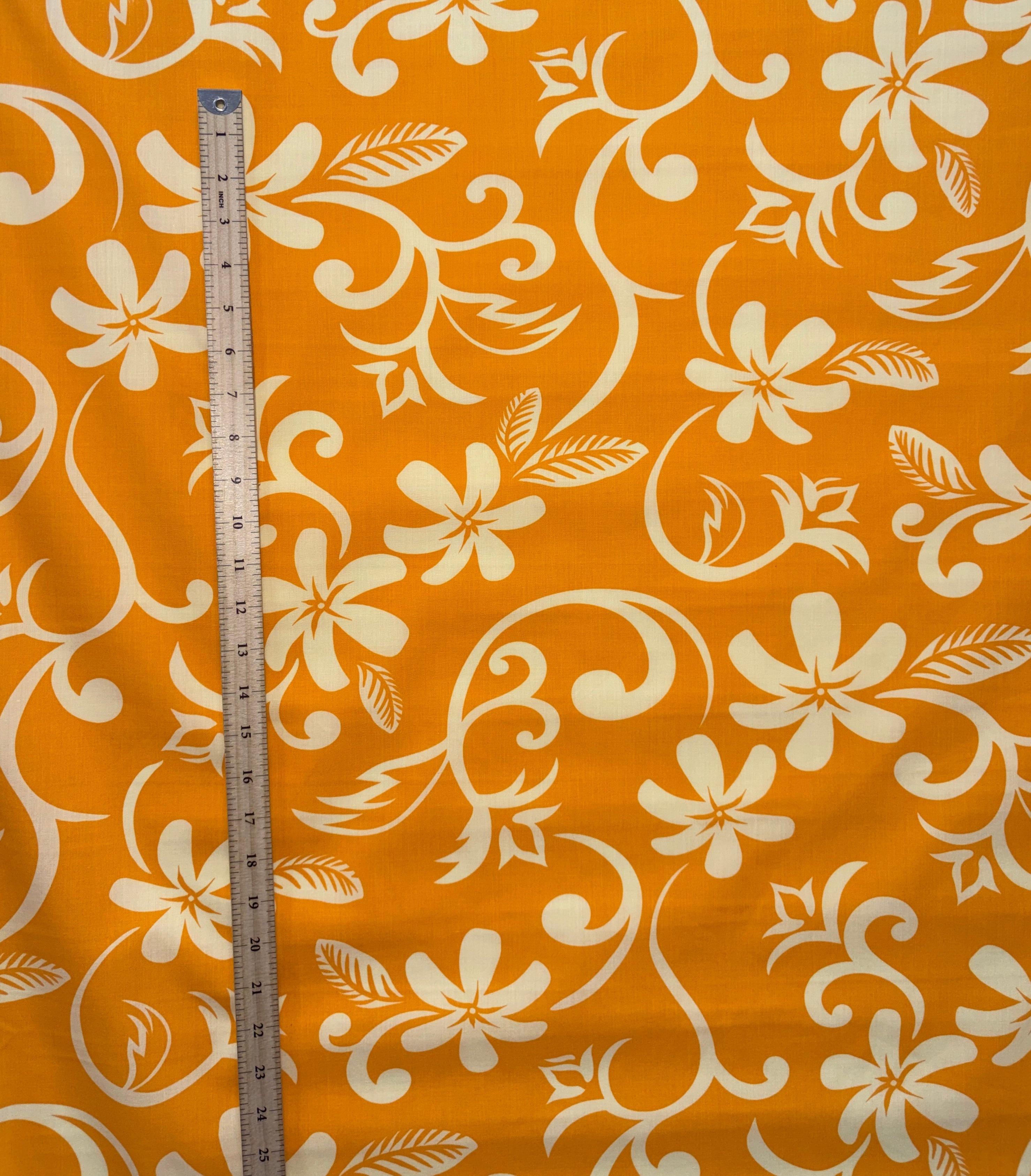Plumeria Vine Poly Cotton Fabric | Islands Fabric