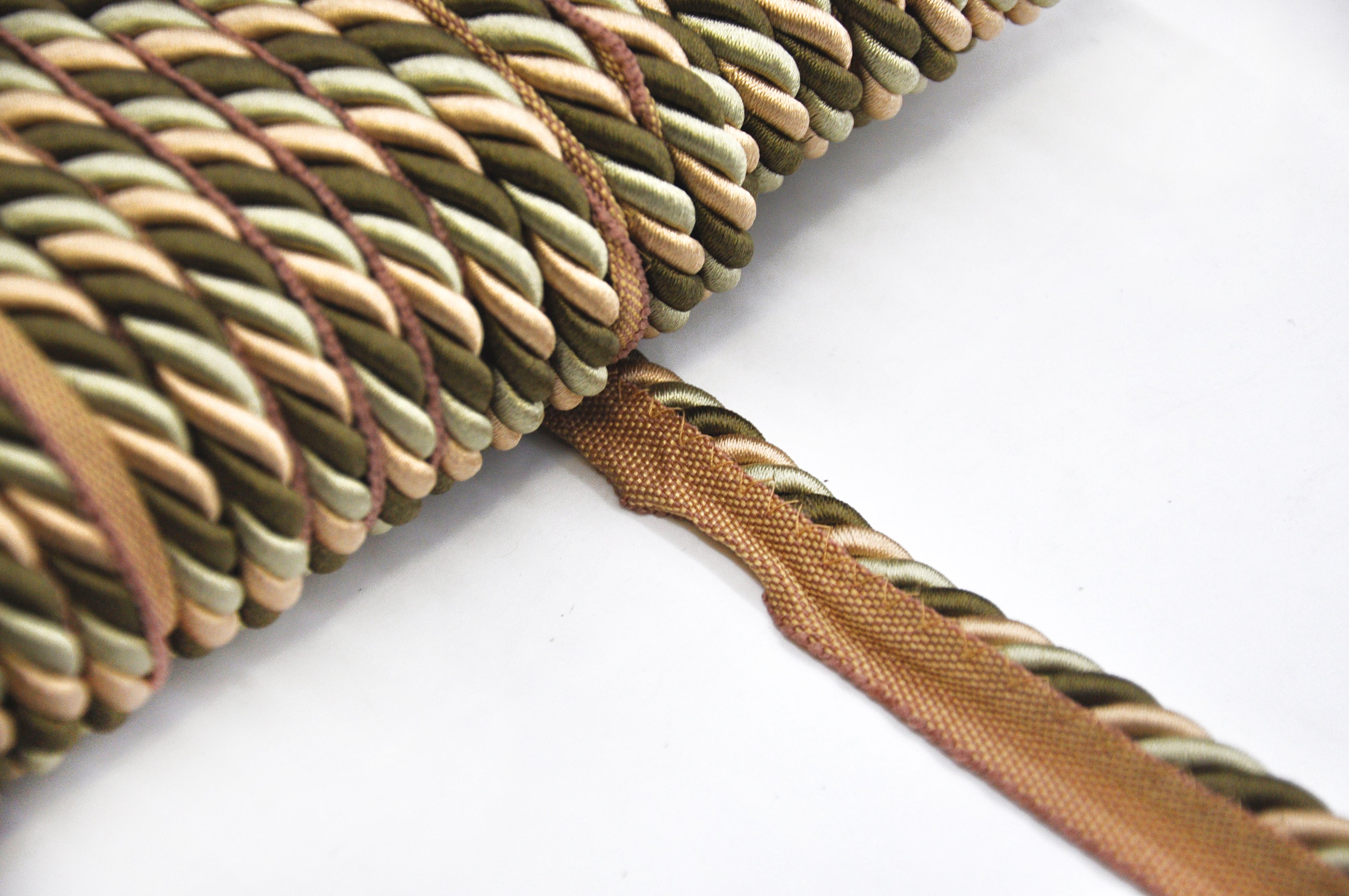 Milante Collection - 3/8" CORD WITH LIP (50 Yard Roll) - BC-1023-10/25 Green, Gold and Brown