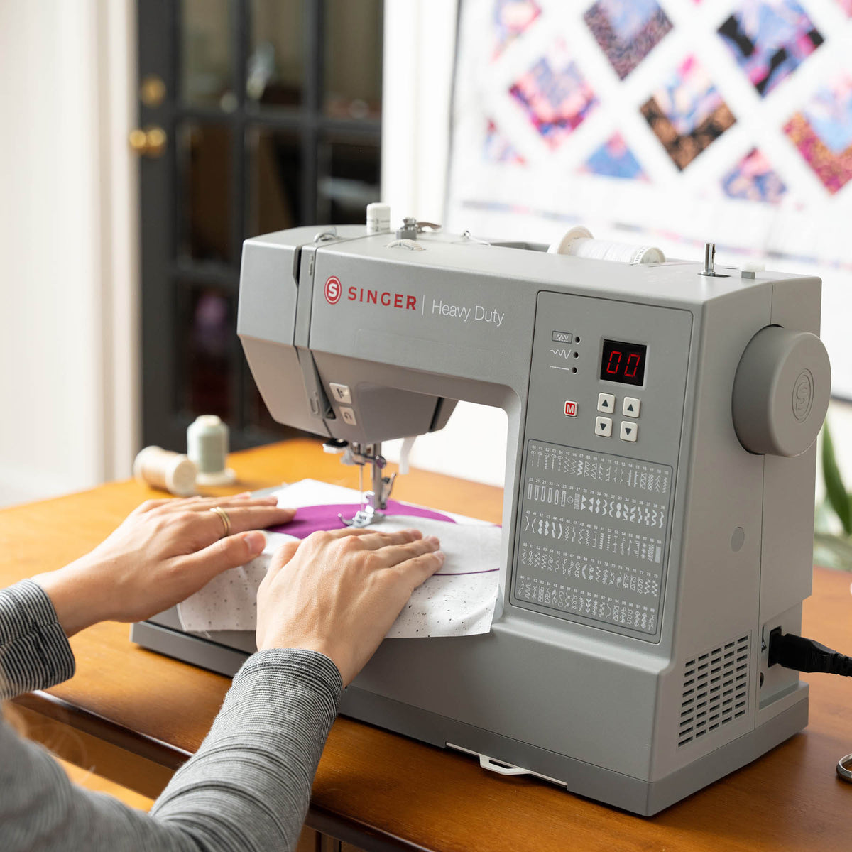 SINGER® Heavy Duty 6600C Computerized Sewing Machine