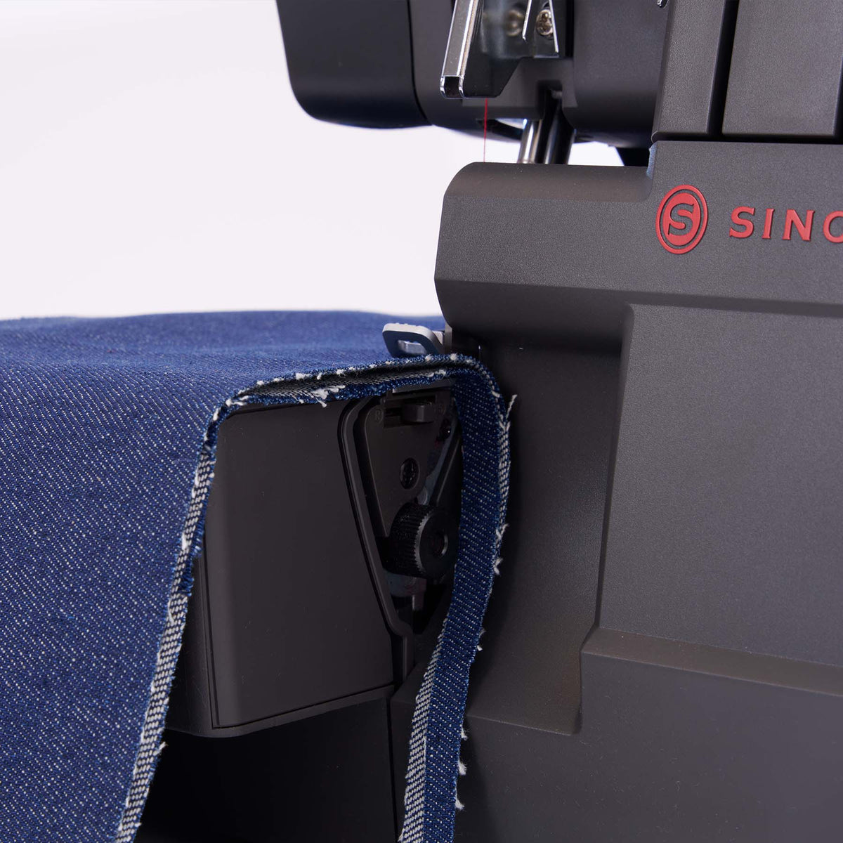 SINGER® Heavy Duty 0460™ Charcoal Serger