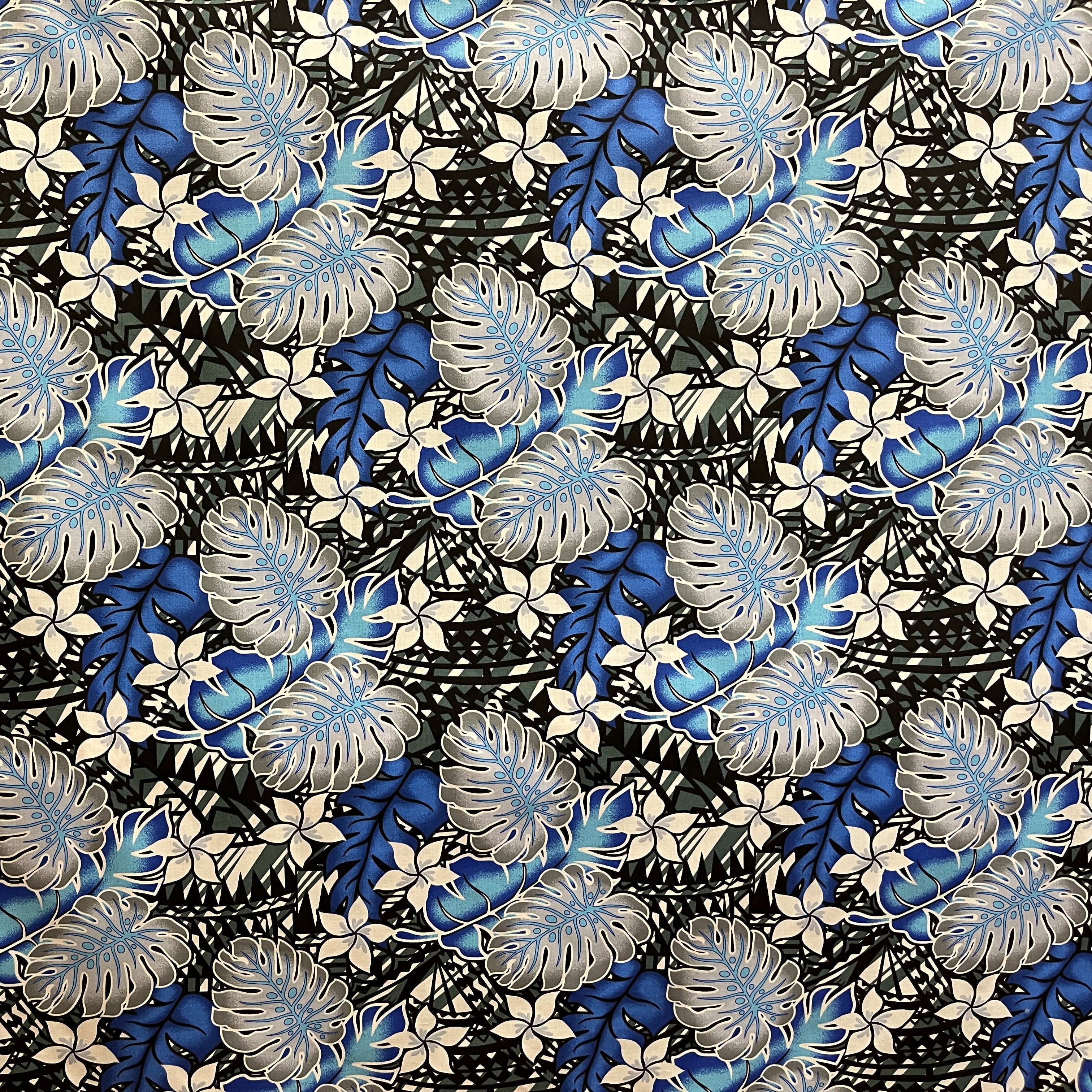 Tiare Split Leaf Monstera Poly-Cotton Fabric | Islands Fabric