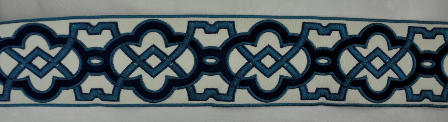 Velvet Embossed Decorative Trim Tape - 3 1/2" Width (25 Yard Roll) - BR-7337-05 Navy/Beige