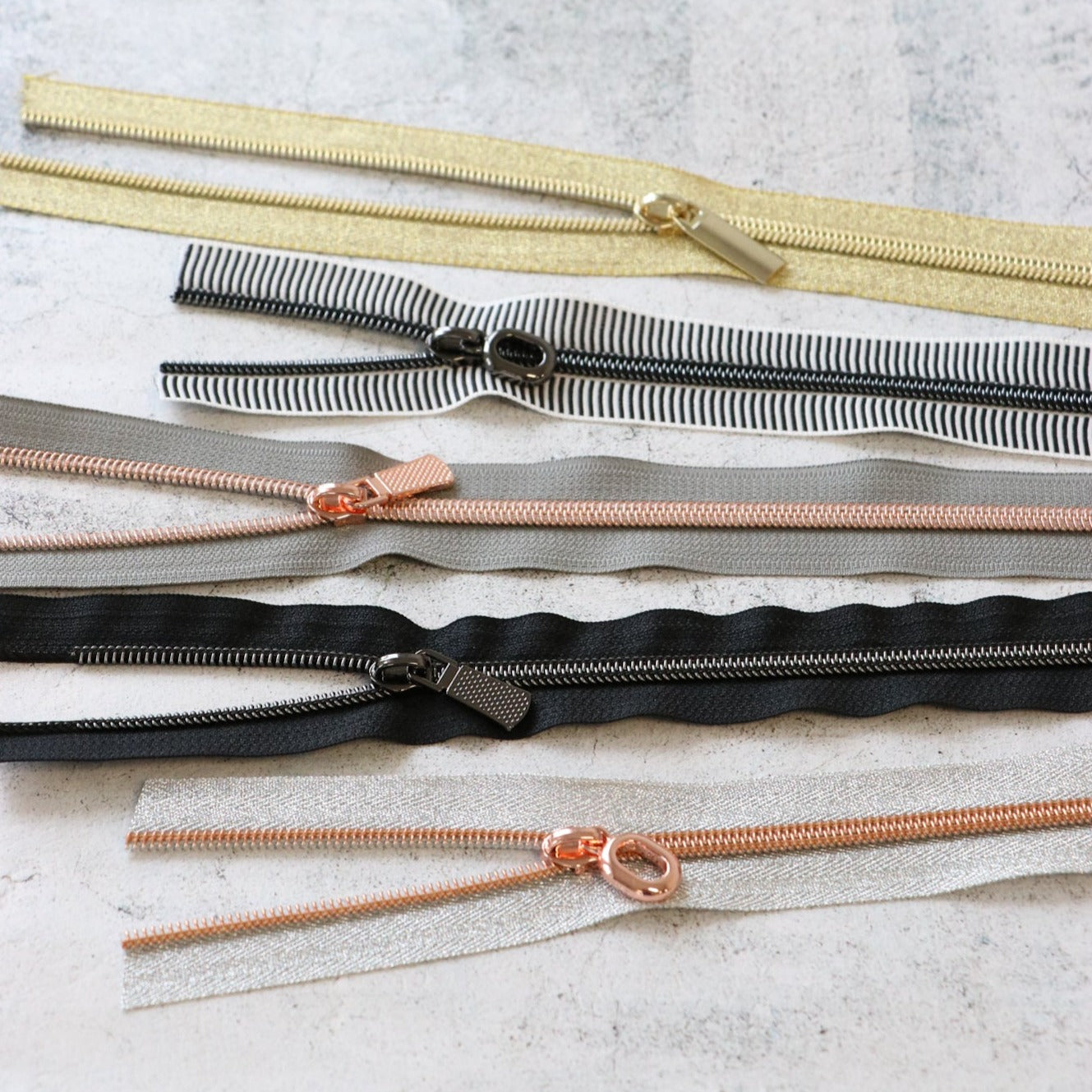 Sallie Tomato Zipper Bundle