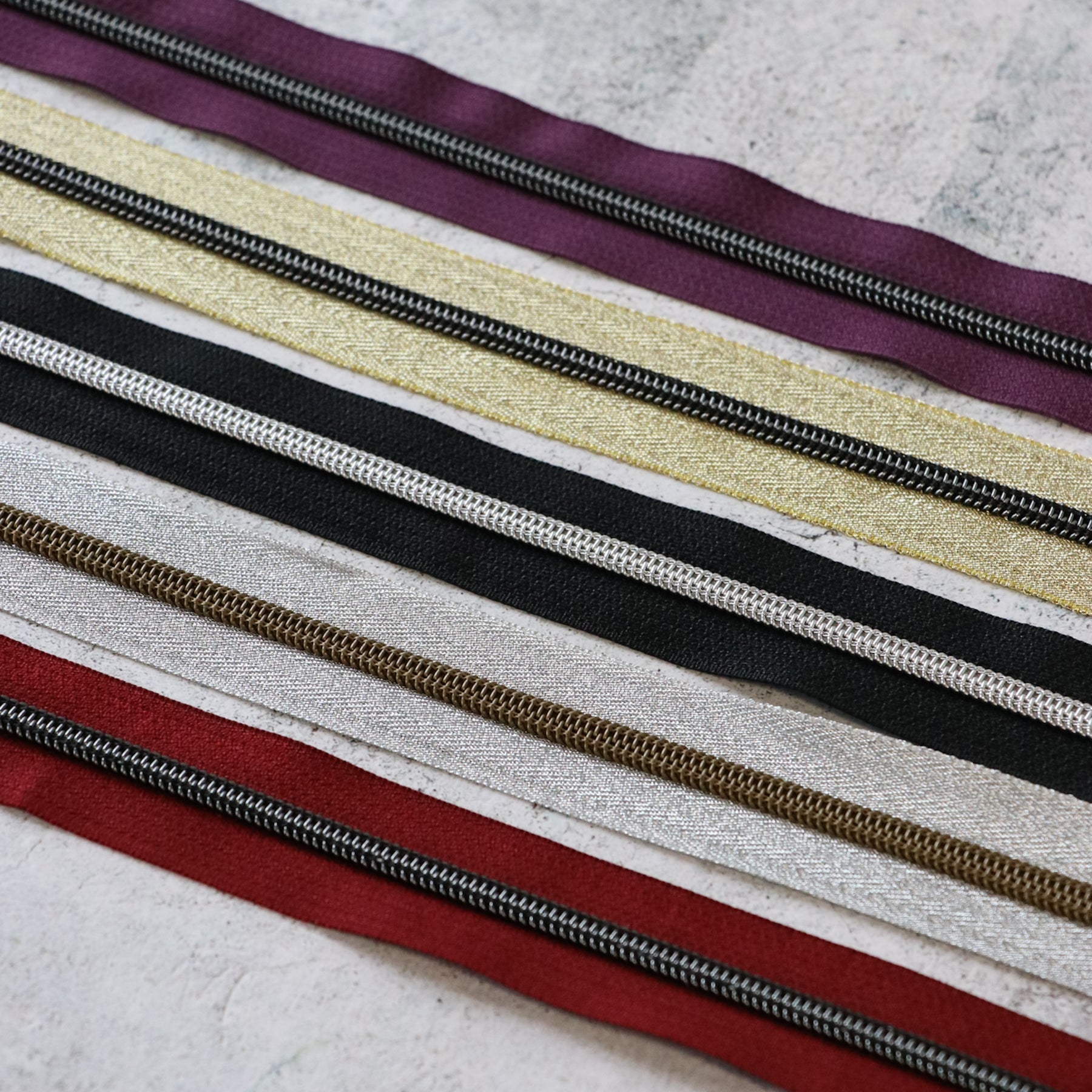 Sallie Tomato Zipper Bundle